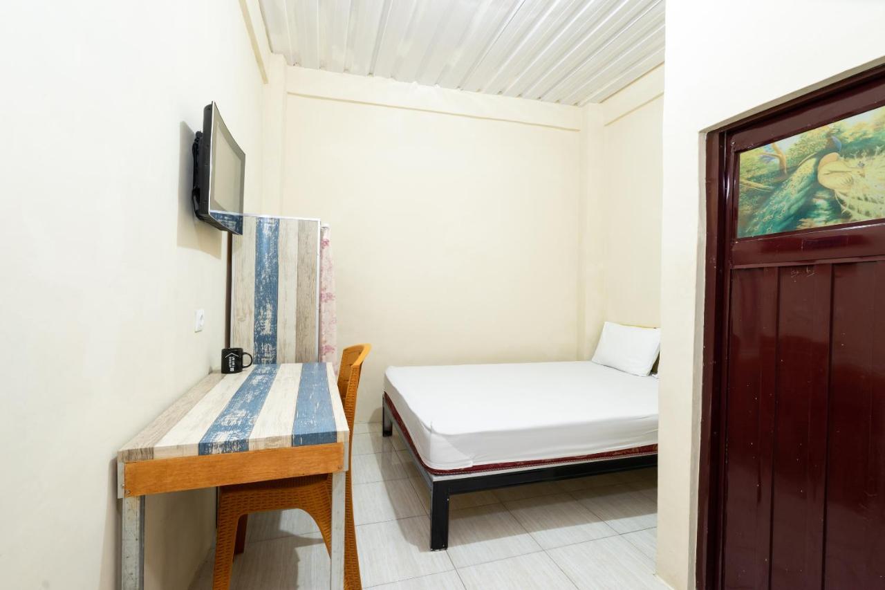 Oyo 2098 Homestay Kk Ngaglik Exterior foto
